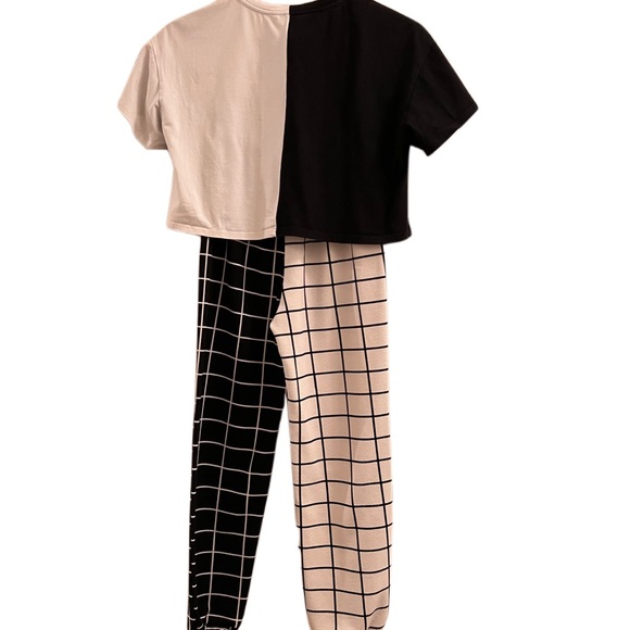 ♥️SOLD♥️SHEIN Girls Two Tone Butterfly Embroidery Top & Grid Pants Set - Picture 4 of 12
